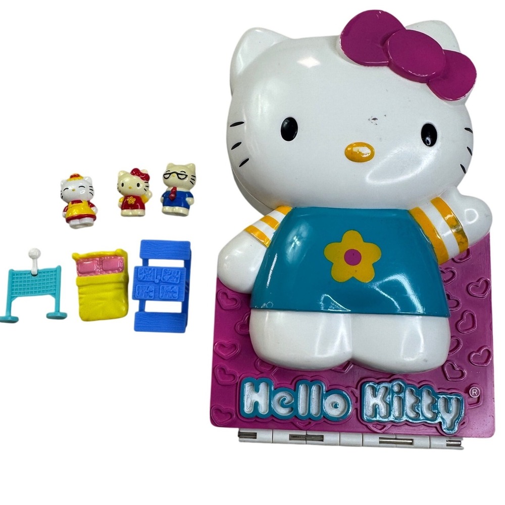 Vintage 1999 Sanrio Hello Kitty Flying Colors Carry Case Playset Figures 48130